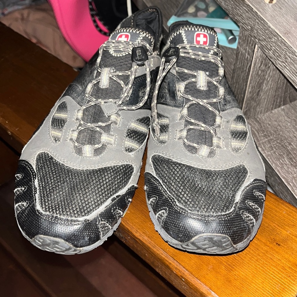 Swiss gear sneakers